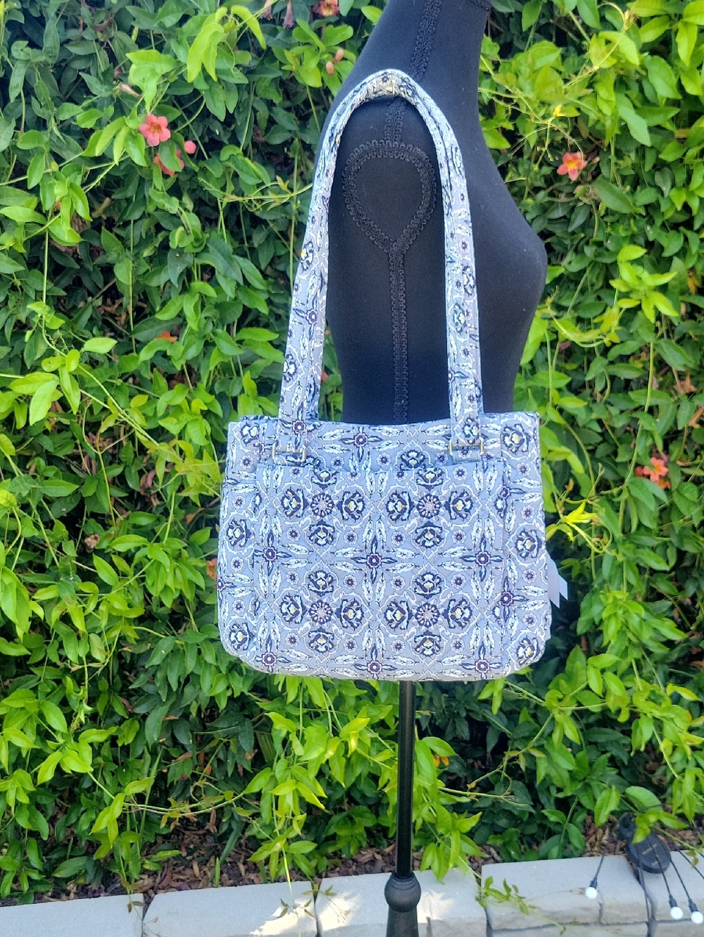 Vera Bradley Glenna Satchel Plaza Tile print Shoulder Tote